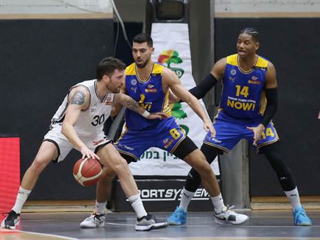 קטש בחר להחמיא להגנה (אודי ציטיאט)