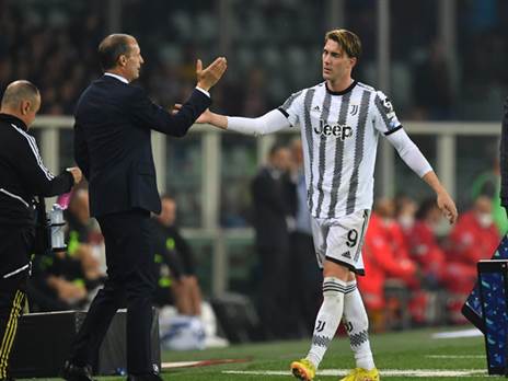 עם אלגרי. היה עם רגל וחצי בחוץ (Getty)