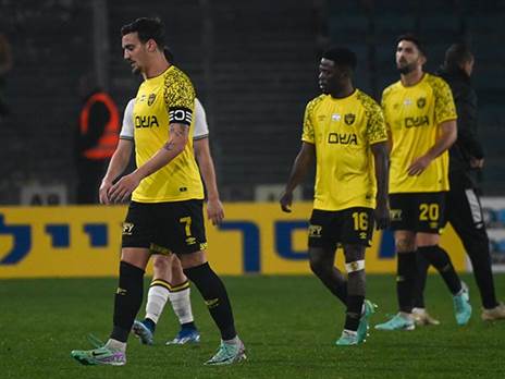 אבני נמני. נגד הורדת נקודות בבית הדין (ברני ארדוב)