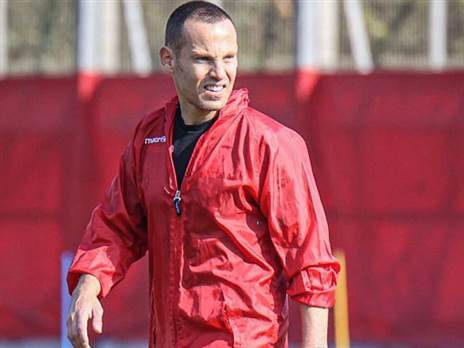 בוקסנבוים. הביא כשרונות, אך כשהבשילו הם כבר לא היו בהפועל ת“א (האתר הרשמי של הפועל ת“א)