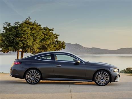 הממדים קרובים יותר ל-E קופה