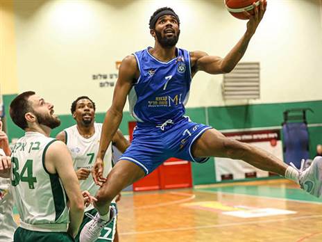 ניצחון גדול לצפת בכפר סבא (צילום: לילך וייס-רוזנברג)