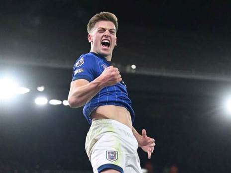 ליאם דלאפ. חלוץ המריבה בחר בצ`לסי (GETTY)