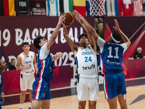 הנבחרת סימנה עוד וי (FIBA)