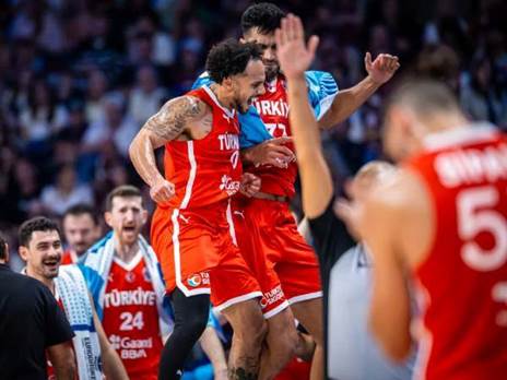 תצוגה טורקית. לארקין (FIBA)