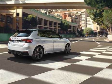 חזקה יותר, מהירה יותר, מונמכת יותר