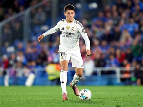 גולר. שילוב בין אוזיל לגוטי? (Angel Martinez/Getty Images)