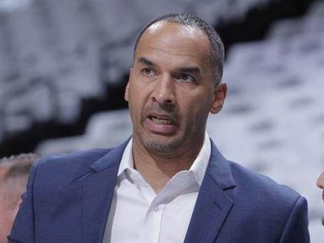 בדרך לפיטורים. האריסון (GETTY)