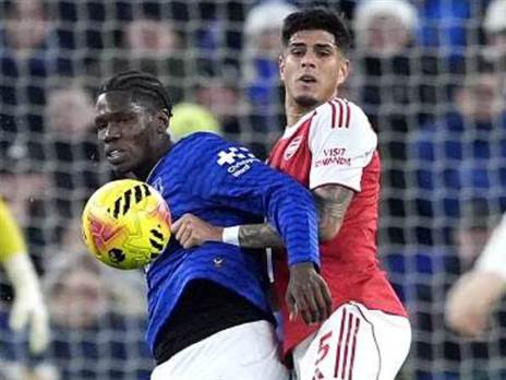 קרב עיקש (GETTY)