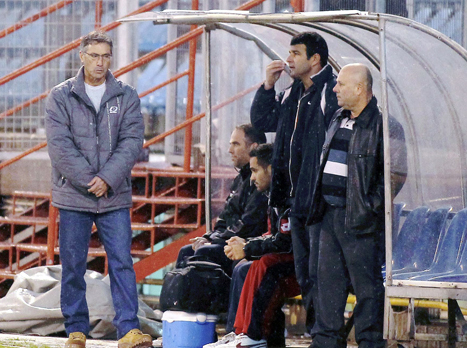 ניצחון חשוב. בני טבק (אלן שיבר)