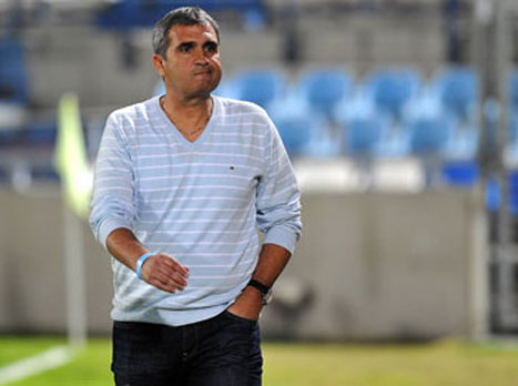 אלי כהן. מחזק את ההגנה