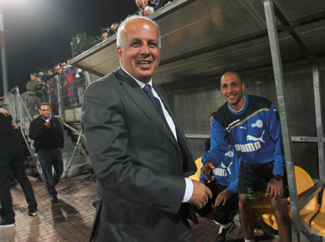 אבי לוזון (אלן שיבר)