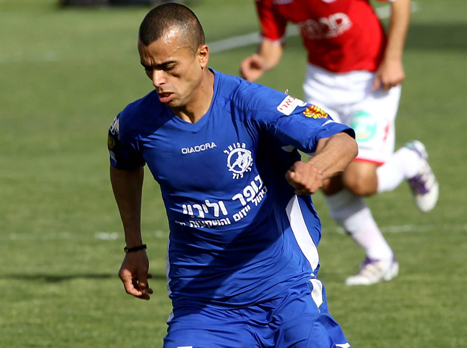 אבו ענזה, לא מעט תלוי בהעברה שלו