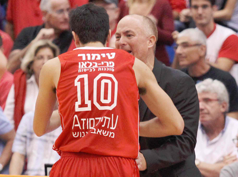 אדלשטיין וטימור, ישיגו ניצחון ביתי ראשון העונה? (אלן שיבר)