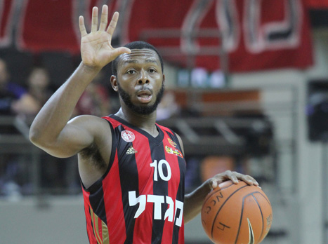 פולן, לא הסתבך בנהריה (קובי אליהו, וואלה)