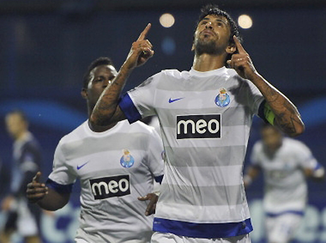 אליפות שלישית ברצף. לוצ'ו גונסאלס ופורטו (gettyimages)