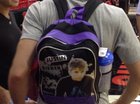 מקל והתיק. זובור