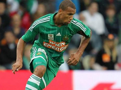 לא הגיע לחיפה, עכשיו כבר מבוקש בכל אירופה