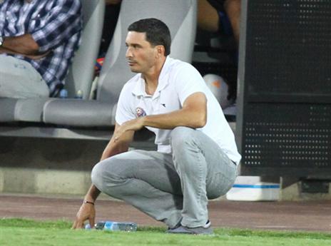 כמה שהוא צריך את הנקודות. דורה (יוסי שקל)