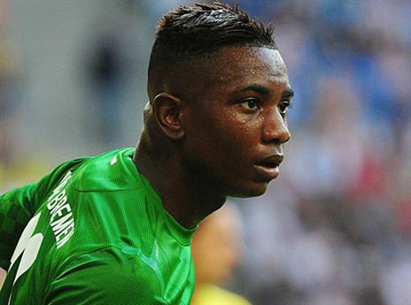 אליה. ברמן בורחת מהאיזור המסוכן (gettyimages)