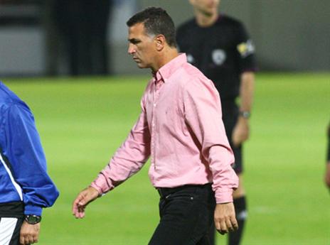 מקבל גיבוי מלא. מרקו בלבול