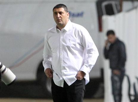 נעים, הזהיר את שחקניו