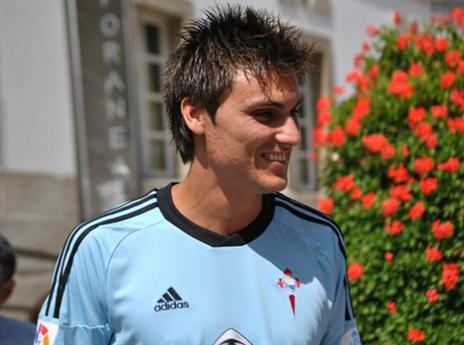 וילה. שמע על רוני לוי (האתר הרשמי, סלטה ויגו)