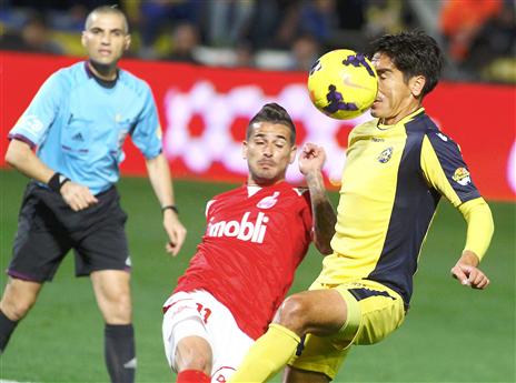 בוזגלו, עם המבט קדימה (אלן שיבר)