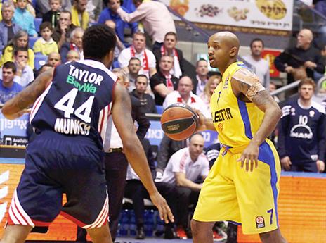 ערב סולידי וטוב. היקמן