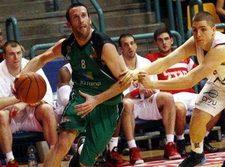 לא רק שלשות. יבזורי מעל דאנקן (מנהלת הליגה)