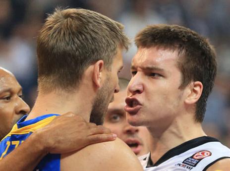 ז'יז'יץ' (עם הגב), הגעתו החלישה את מכבי (GETTYIMAGES)