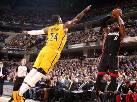 38 נקודות של לברון לא הספיקו לאלופה (gettyimages)