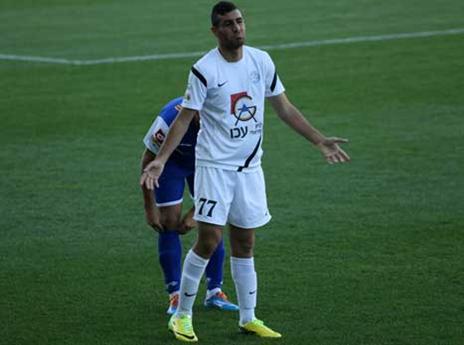 יחפש את השערים במקום אחר. ריאן (רמי כהן שמאלי)