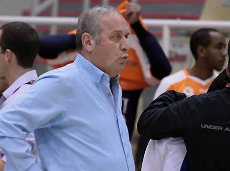 צביקה שרף. ראש בראש עם קצורין  (האתר הרשמי של ראשל"צ)