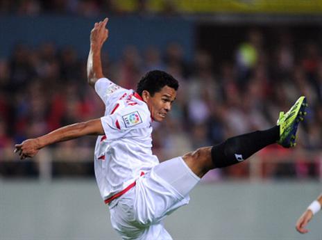 באקה וסביליה קרובים לגמר (GETTYIMAGES)