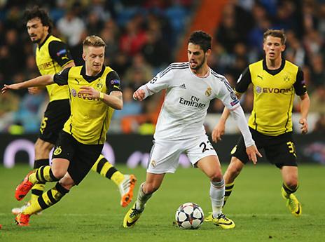 גם שלושה שחקנים לא תמיד מסתדרים איתו (gettyimages)