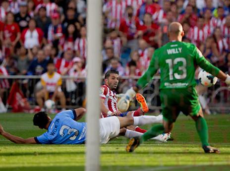 קבאז'רו נעל את השער (GETTYIMAGES)