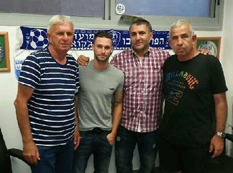 שיהיה בהצלחה. אבידור ואנשי עכו