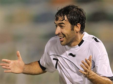 ראול עשה את זה לפניו