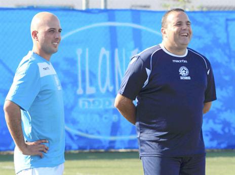 החל שיתוף הפעולה. בן שמעון ולוזון (אלן שיבר)