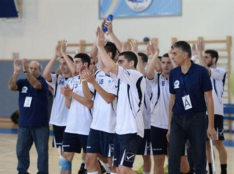 ג'וקיץ' וחניכיו. "באים כאנדרדוג" (איגוד הכדוריד)