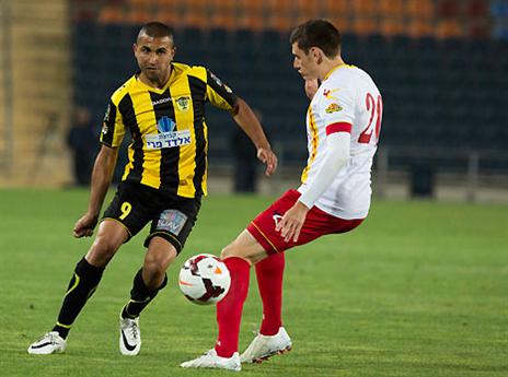 (יונתן זינדל)