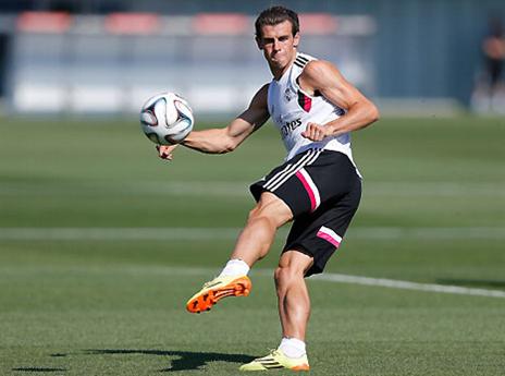 בייל, חוזר לוויילס