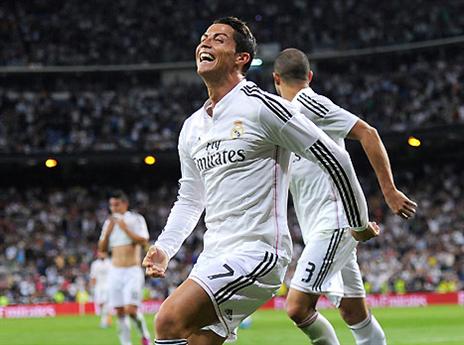 איזו עונה. רונאלדו בפוזה מוכרת ((gettyimages)