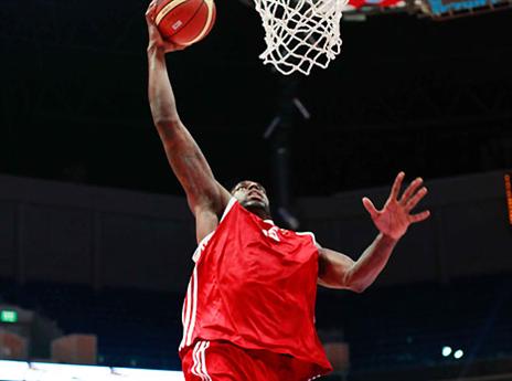 ואל תשכחו את התרומה הגדולה של דונטה סמית'. ווינר אמיתי