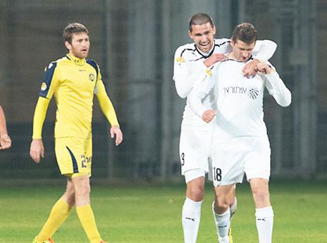 בעונה שעברה ק"ש הסתדרה מצויין (ג'יני)