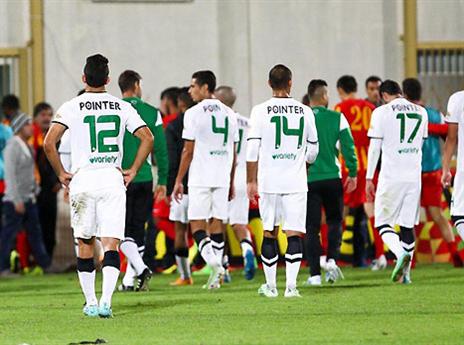 זה כבר מביך (עודד קרני)