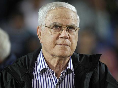 יזעזע במקום אחר? שחר (אלן שיבר)