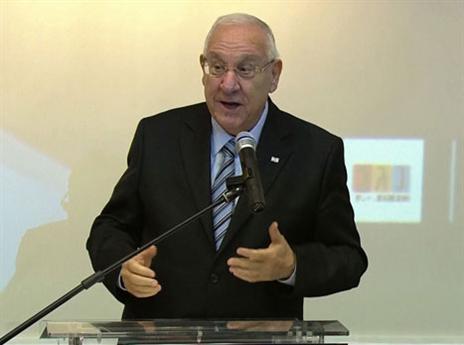 "הגזענות והלאומנות מזהמות את הכדורגל"