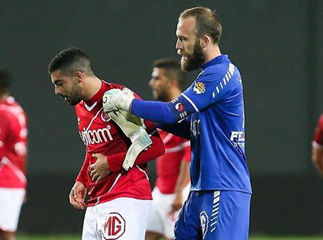 האדומים קרובים מאוד לתחתית (צילום: עודד קרני)